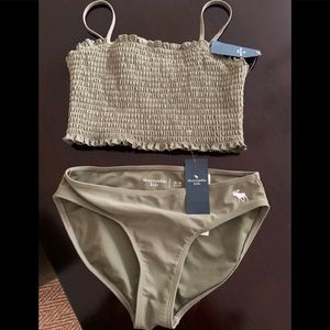 Girls Abercrombie NWT 2pc Swim